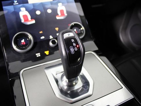 Used 2023 Land Rover Range Rover Evoque S image 19