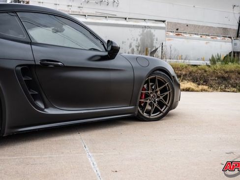 Used 2017 Porsche 718 Cayman image 24