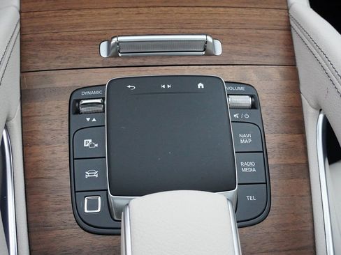 Used 2025 Mercedes-Benz GLE 350 4MATIC image 51