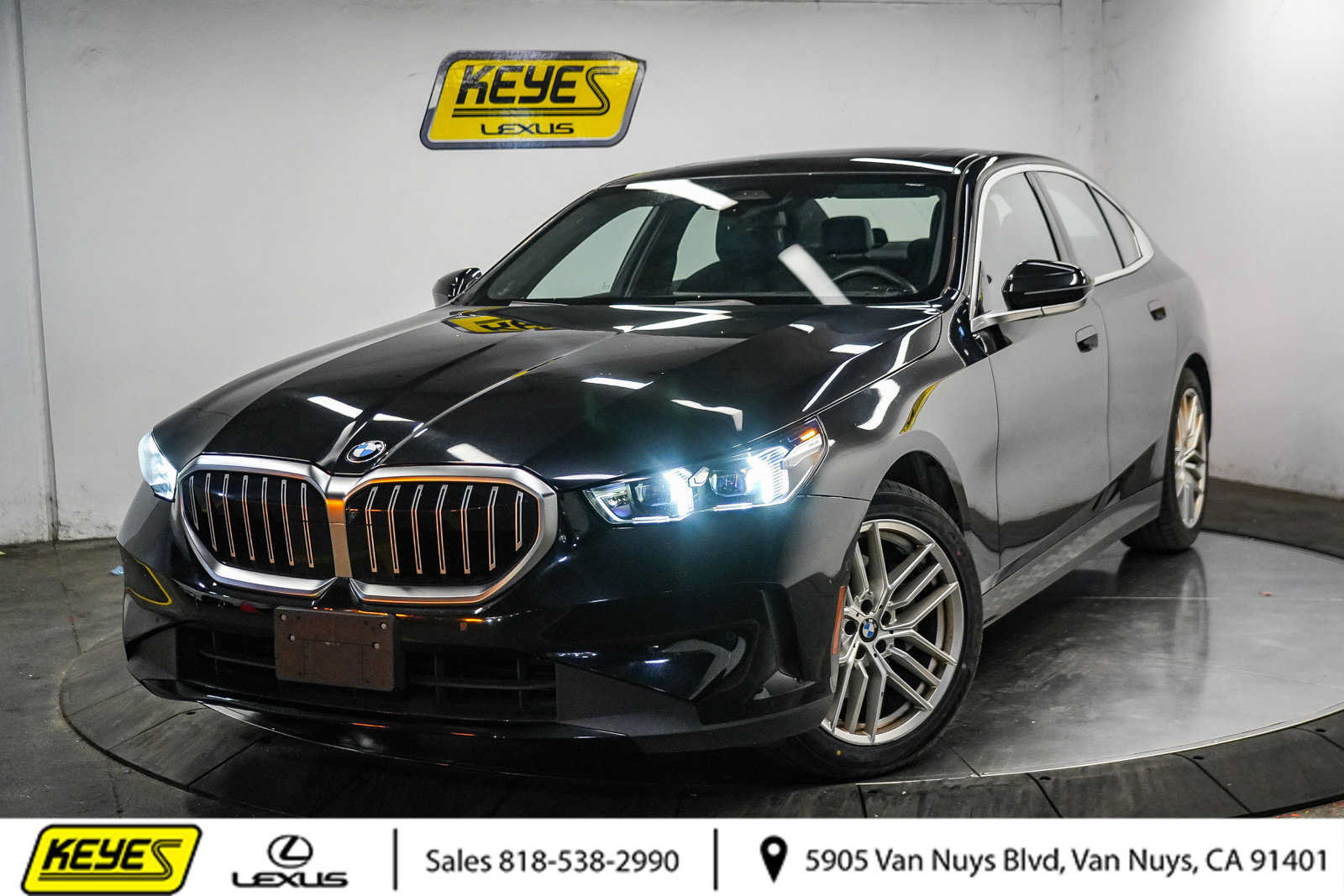 Used 2024 BMW 530i RWD image 1