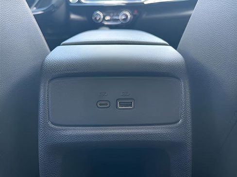 New 2026 Chevrolet Trax RS w/ Sunroof Package image 32