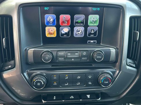 Used 2017 Chevrolet Silverado 2500 LT AWD/4WD image 9