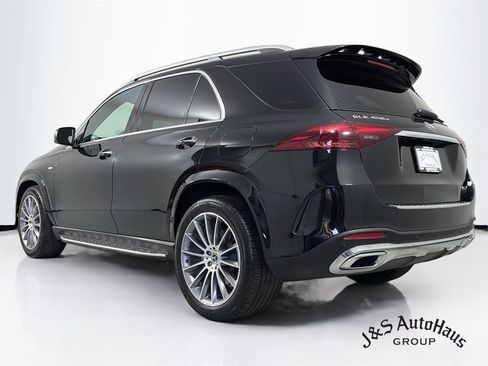 Used 2025 Mercedes-Benz GLE 450e 4MATIC image 5