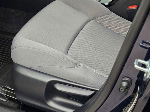 Used 2025 Toyota Corolla SE image 27