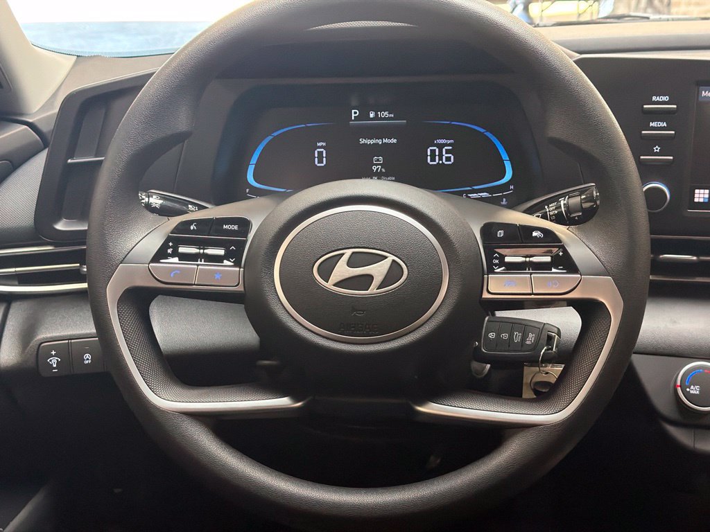 New 2026 Hyundai Elantra SE FWD image 16
