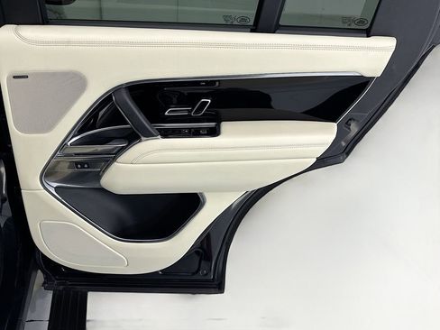 Used 2023 Land Rover Range Rover SE AWD/4WD image 26