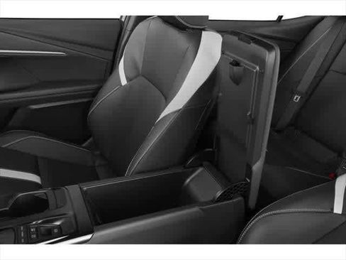 Used 2025 Toyota Camry SE FWD image 10