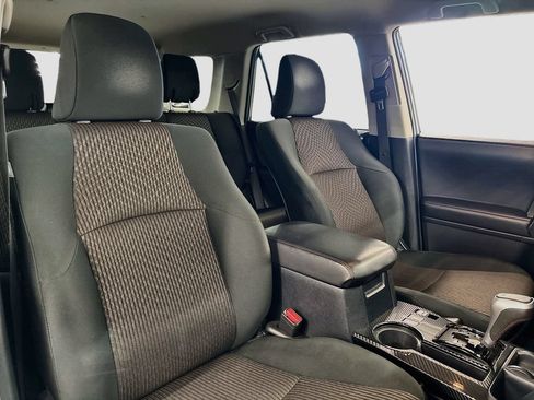 Used 2023 Toyota 4Runner TRD Off-Road AWD/4WD image 15
