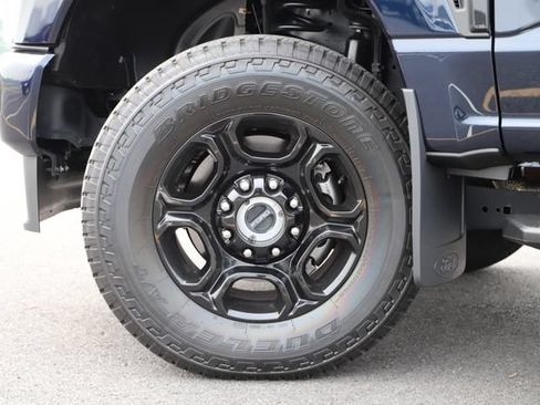 Used 2024 Ford F250 XL w/ STX Appearance Package AWD/4WD image 2