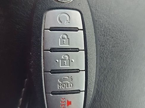 Used 2024 Nissan Sentra SV FWD image 43