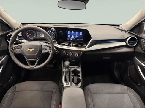 Certified 2025 Chevrolet Trax LS w/ LS Convenience Package image 27