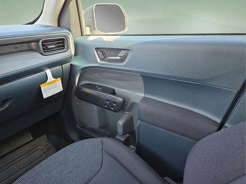 New 2026 Ford Maverick XL FWD image 13