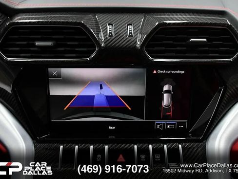 Used 2022 Lamborghini Urus AWD/4WD image 15