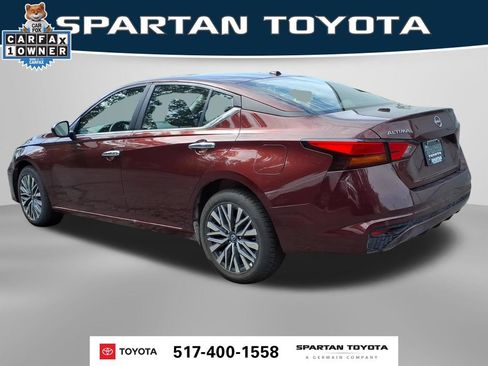 Used 2025 Nissan Altima 2.5 SV AWD/4WD image 10