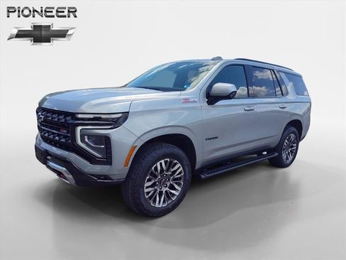 Used 2025 Chevrolet Tahoe Z71 AWD/4WD image 1