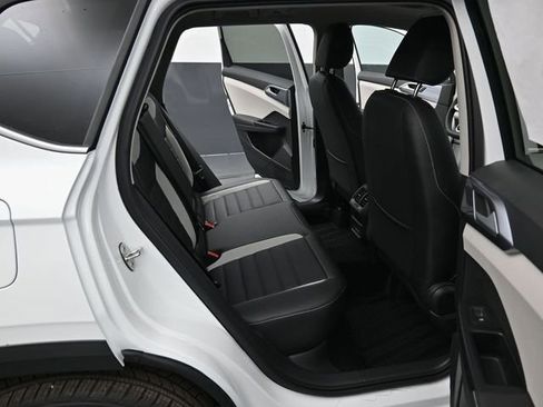 New 2026 Volkswagen Taos SEL AWD/4WD image 13