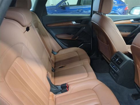 Used 2022 Audi Q5 2.0T Premium Plus image 34