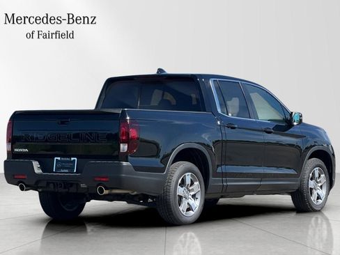 Used 2025 Honda Ridgeline RTL image 2