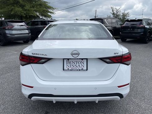 Used 2024 Nissan Sentra SV FWD image 4