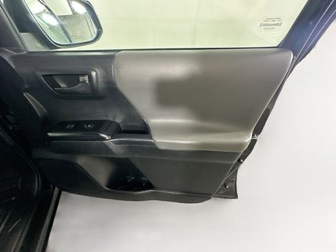 Used 2023 Toyota Tacoma SR w/ SR Convenience Package RWD image 31