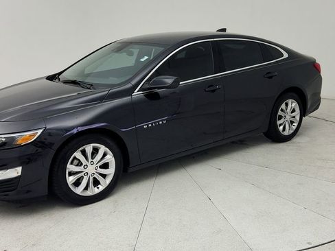 Used 2023 Chevrolet Malibu LT FWD image 4