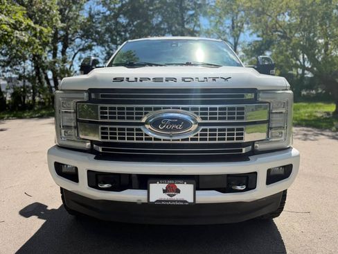 Used 2017 Ford F250 Platinum w/ Platinum Ultimate Package AWD/4WD image 11