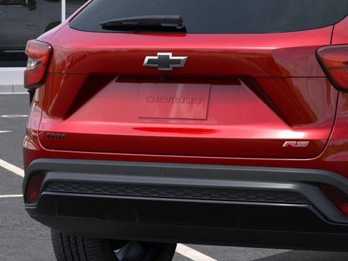 New 2026 Chevrolet Trax RS w/ Driver Confidence Package FWD image 14