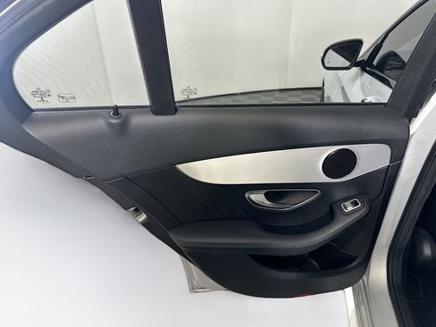 Used 2018 Mercedes-Benz C 300 Sedan image 27