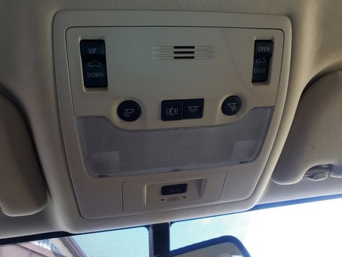 Used 2014 Lexus IS 350 w/ Navigation Package image 27