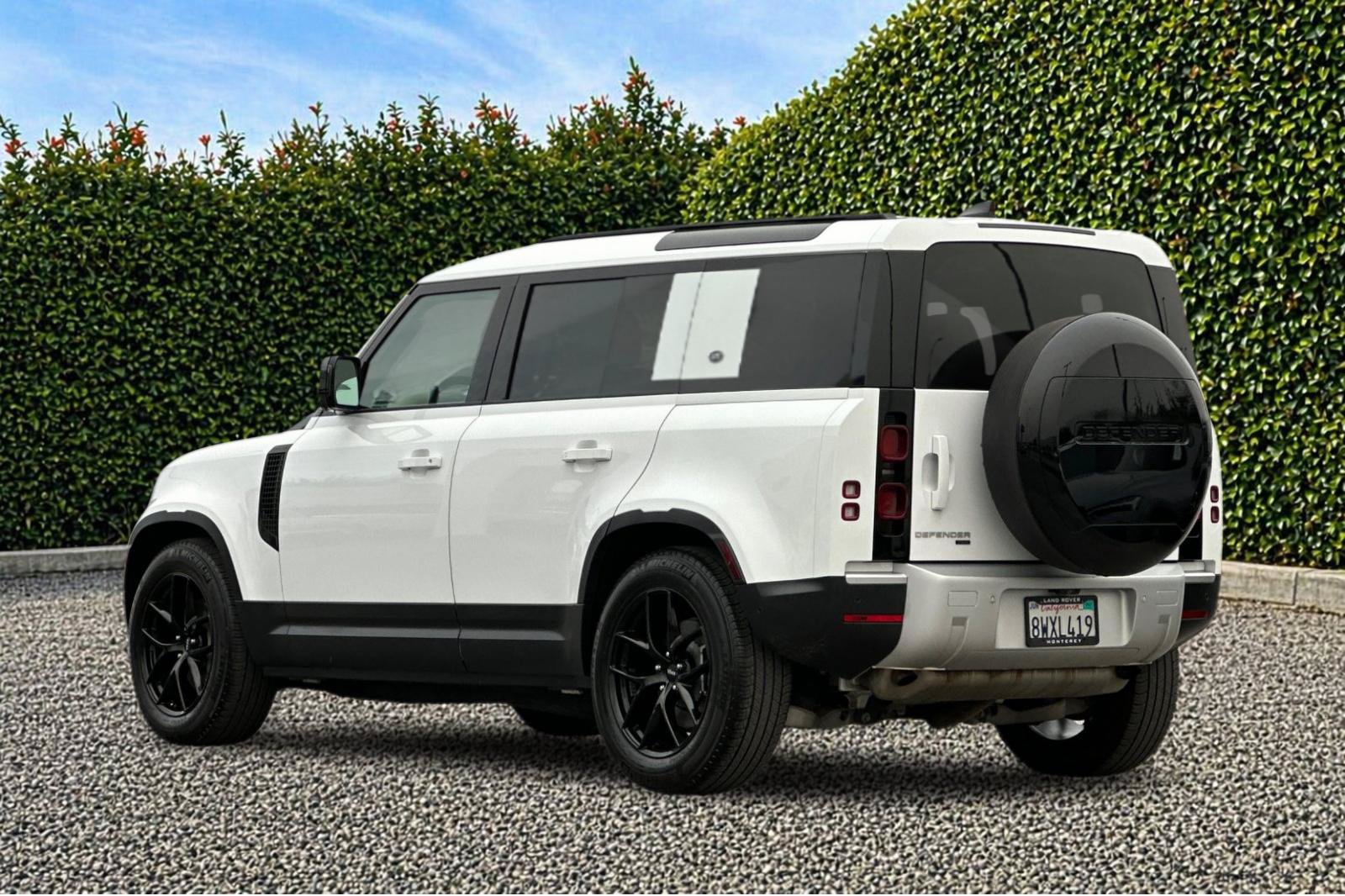 Used 2022 Land Rover Defender 110 SE AWD/4WD image 6