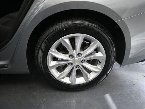 Used 2023 Chevrolet Malibu LT image 14