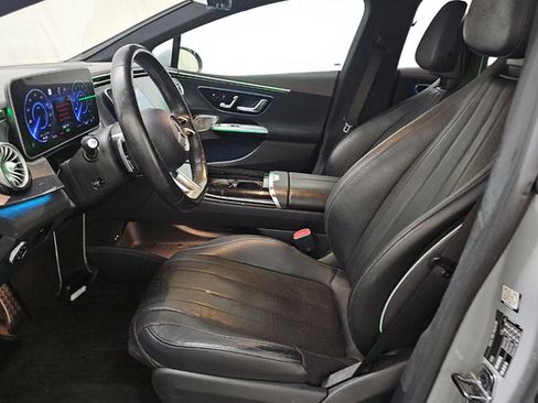 Used 2023 Mercedes-Benz EQE 500 4MATIC Sedan image 5