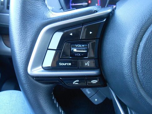 Used 2018 Subaru Outback 2.5i Limited image 17