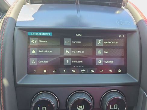 Certified 2022 Jaguar F-TYPE R AWD/4WD image 18