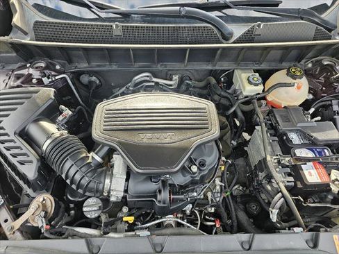 Used 2017 GMC Acadia SLT image 8