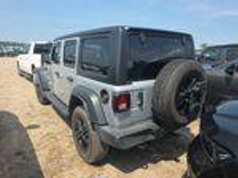 Used 2022 Jeep Wrangler Unlimited Sport AWD/4WD image 10