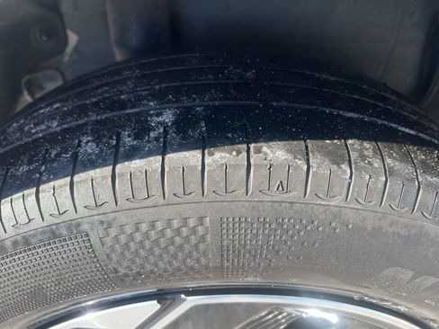 Certified 2023 Kia Niro EX image 41