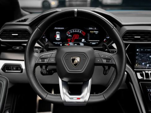 Used 2024 Lamborghini Urus S image 44