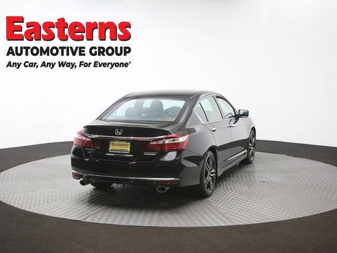 Used 2017 Honda Accord Sport Special Edition image 39