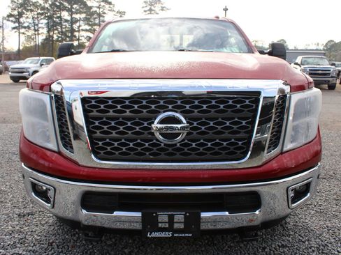 Used 2018 Nissan Titan SV w/ SV Convenience Package image 6