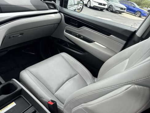 Used 2018 Honda Odyssey Elite image 23