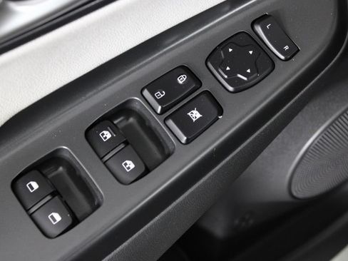 Certified 2022 Hyundai Kona Limited FWD image 24