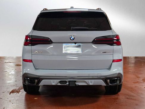 Used 2026 BMW X5 xDrive40i w/ M Sport Package AWD/4WD image 4