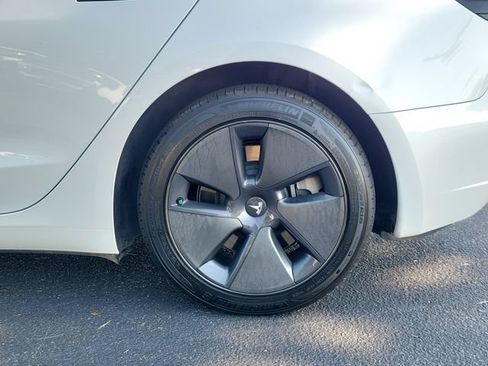 Used 2023 Tesla Model 3 Standard Range RWD image 32