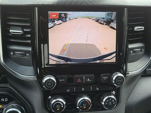 Used 2025 RAM 1500 Big Horn AWD/4WD image 14
