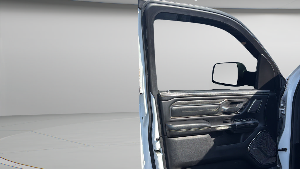 Used 2019 RAM 1500 Limited AWD/4WD image 11
