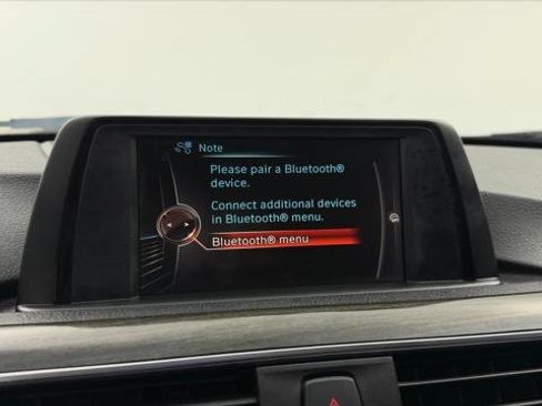 Used 2017 BMW 330i Sedan RWD image 31