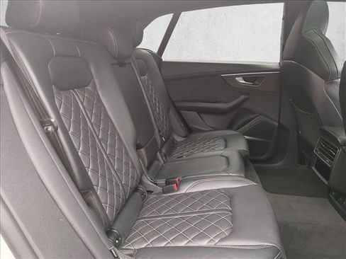 Used 2023 Audi SQ8 Prestige w/ Prestige Package image 24