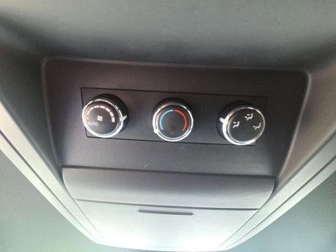 Used 2019 Dodge Grand Caravan GT image 19