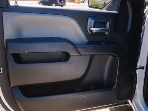 Used 2018 GMC Sierra 1500 2WD Regular Cab image 16